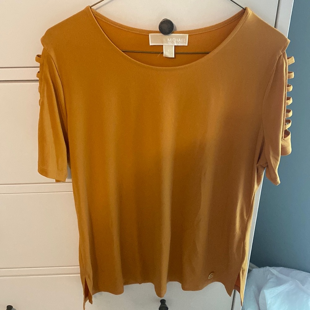 Michael kors yellow mustard top
